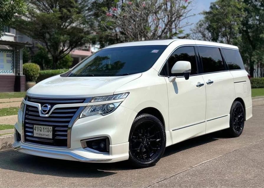 ขาย Nissan Elgrand ปี 2011 2