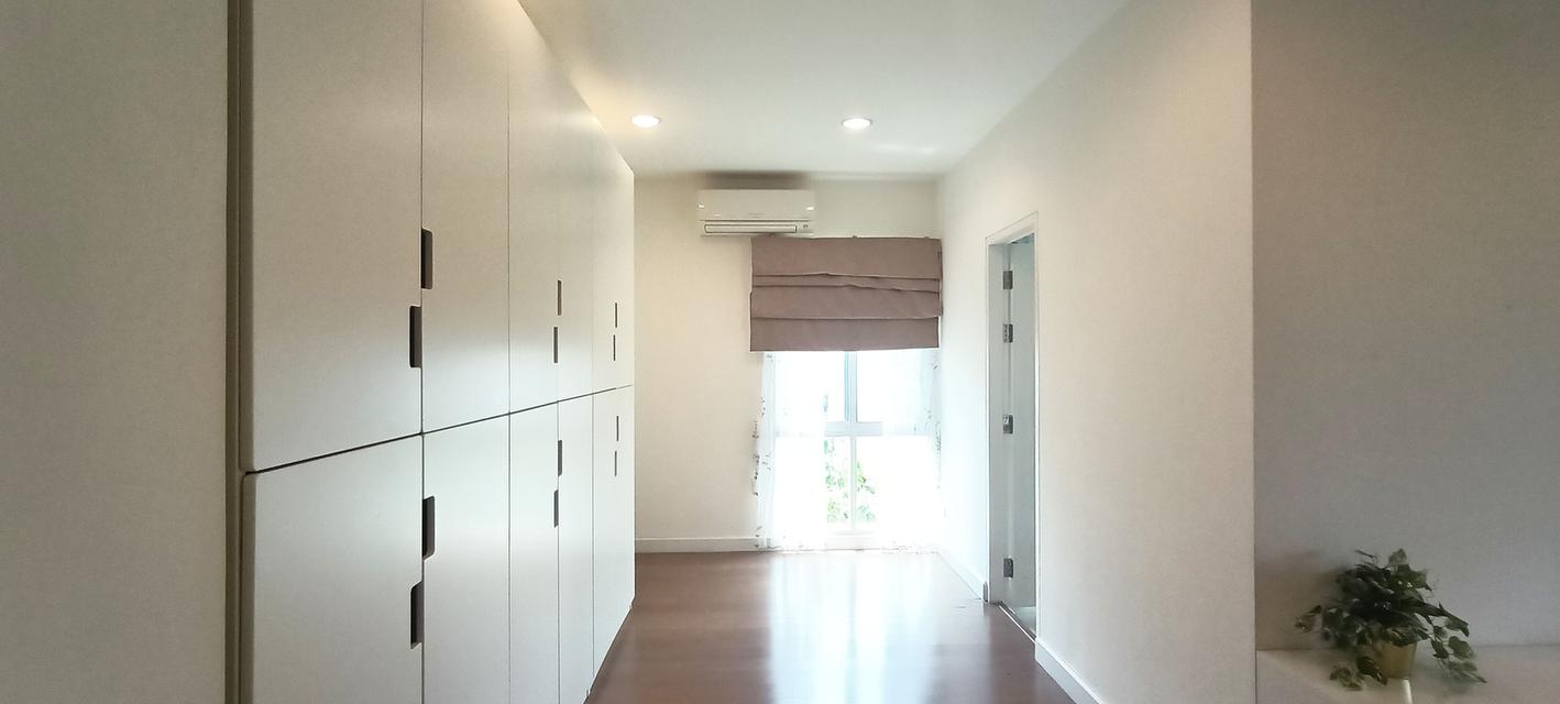 ขายบ้านพร้อมเฟอร์นิเจอร์ นาราโบทานิค ศรีนครนทร์ 11