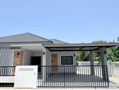 ให้เช่าบ้านเดี่ยวขายบ้านเดี่ยวหนองมนชลบุรี 3 ห้องนอน | 2 ห้องน้ำ 1 ห้องครัว | 1 ห้องโถงรับแขก ที่จอดรถ 2 คัน 1