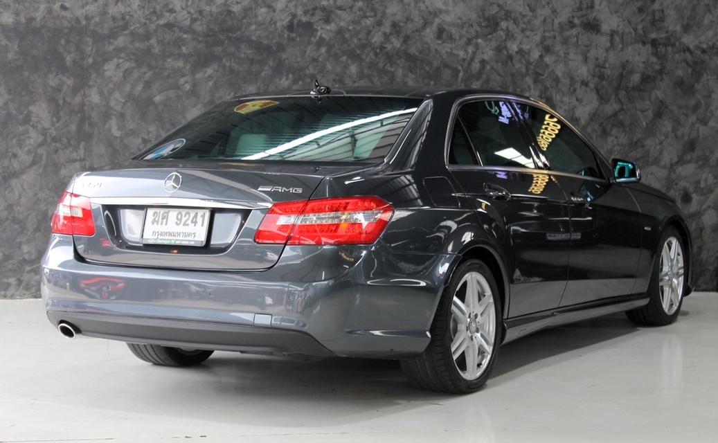 รหัสรถ JRS9241 Mercedes Benz E250 AMG ดีเซล 2011 สี เทา 3