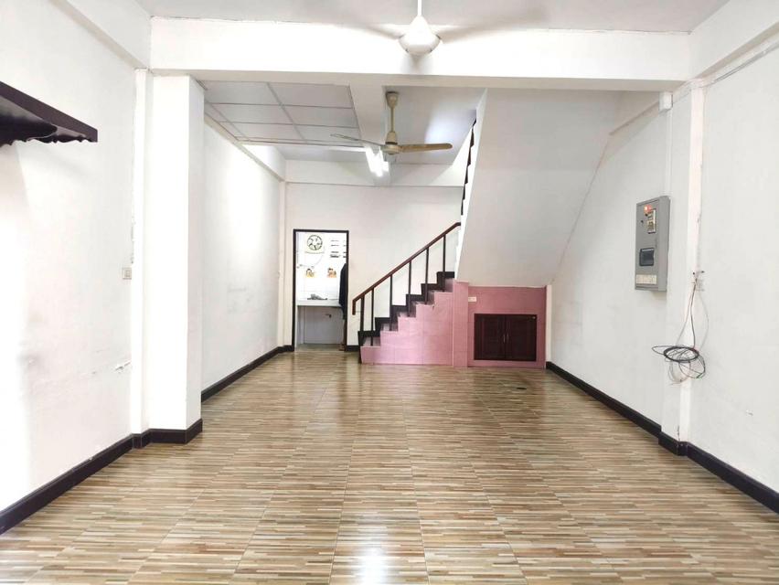 ขายอาคารพาณิชย์ 4 ชั้น ใกล้ BTS ตลาดพลู & เดอะมอลล์ ท่าพระ ทำเลดีราคาถูก 2