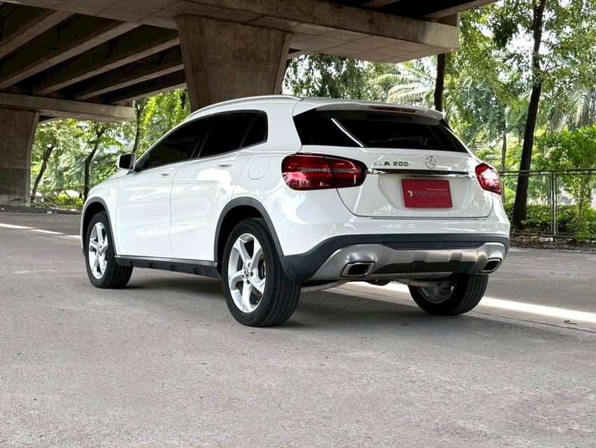 ขายรถ Benz GLA200 W156 ปี 2019 สีขาว เกียร์ออโต้ 6