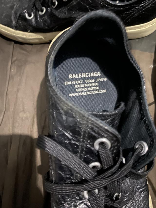 BALENCIAGA …………,,……