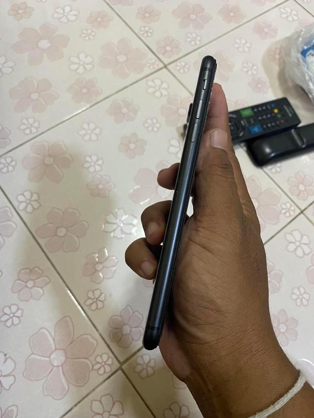 iphone 8 พลัส สีดำ 3