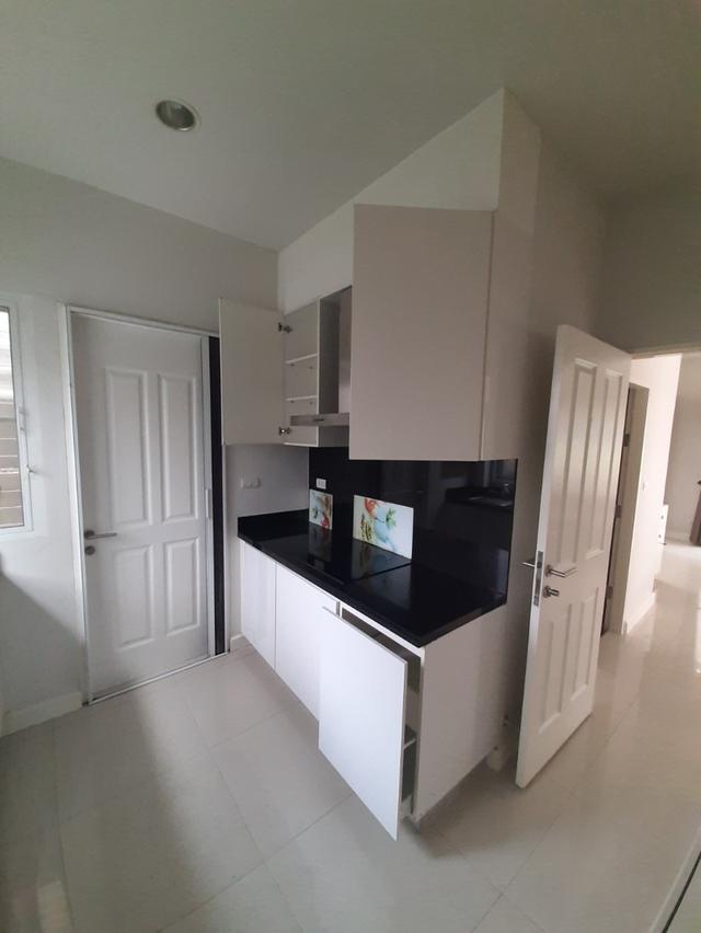 ขายบ้านเดี่ยว2ชั้น โครงการ นารา โบทานิค ศรีนครินทร์ ราคาขาย 11,500,000 บาท (พร้อมแอร์และเฟอร์นิเจอร์ทั้งหลัง) 6