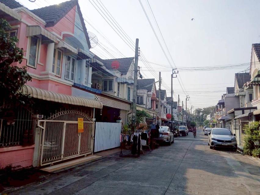 ขายบ้าน 2 ชั้น หมู่บ้านเจ้าพระยา8 เฟส2 ซอยบางเลน 23/4 ถนนบางกรวยไทรน้อย 2