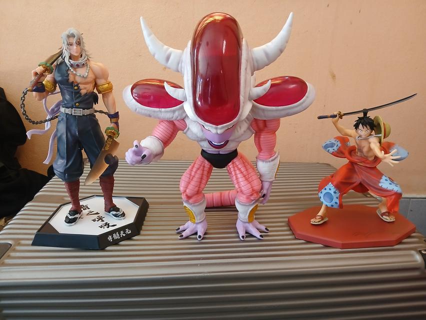 โมเดลฟิกเกอร์ กาตูน วันพิช ดราก้อนบอล ดาบพิฆาตอสูร