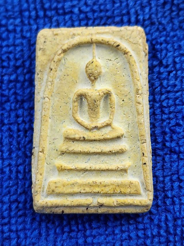 พระสมเด็จ พิมพ์ใหญ่ ครบสูตรแบบ “เนื้อครู” บอกชัดเป็นวัดระฆังฯ