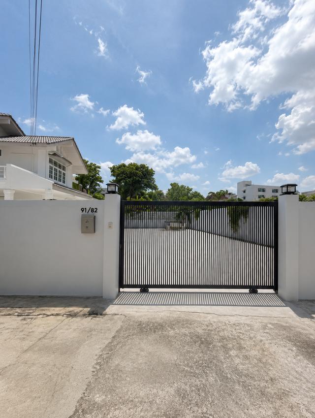 🏡 ขายบ้านเดี่ยว 2 ชั้น ทำเลลาดพร้าว – เลียบทางด่วนเอกมัย-รามอินทรา 7