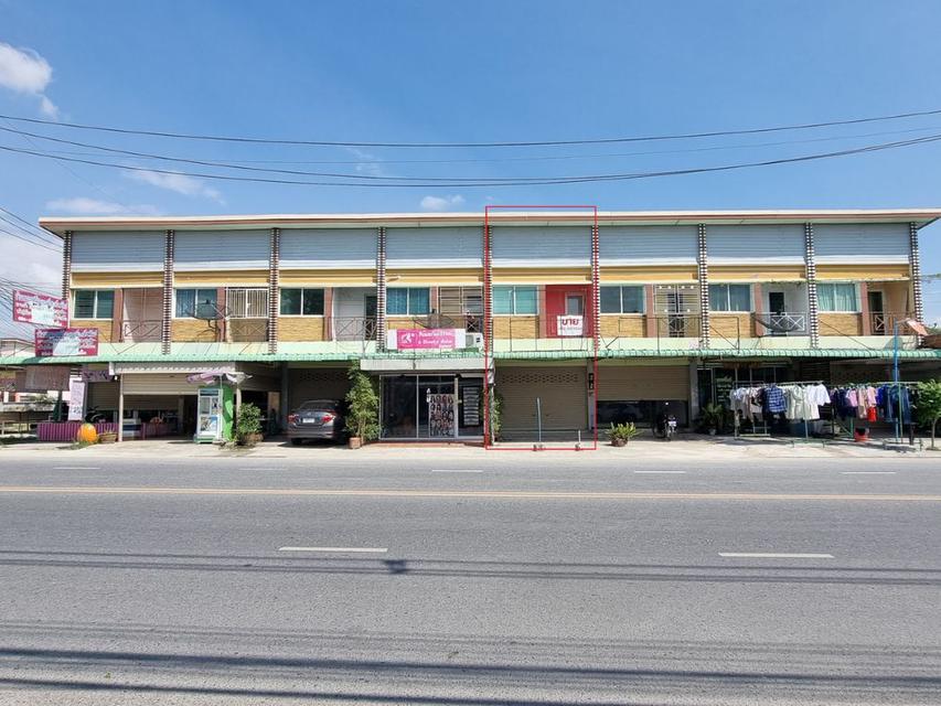 ขายอาคารพาณิชย์ 2 ชั้น บ่อวิน ชลบุรี ทำเลค้าขาย ติดถนนหลัก เดินทางสะดวก ใกล้ตลาดและนิคมฯ 1