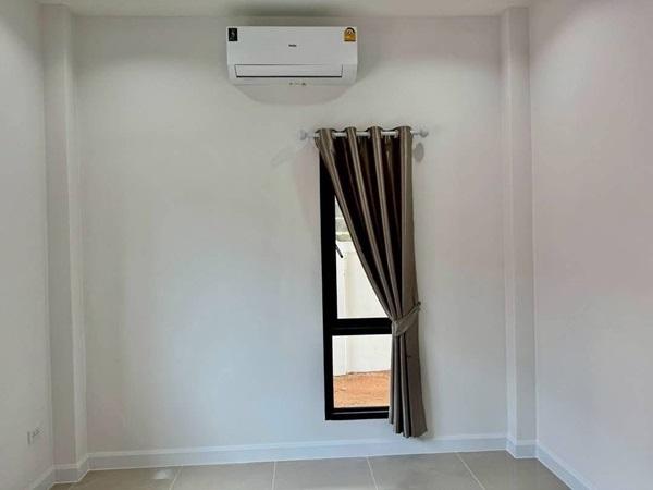 ขายบ้านเดี่ยวชั้นเดียว 50 ตร.วา ไร่กล้วย ศรีราชา พร้อมอยู่ ทำเลน่าอยู่ เหมาะทั้งอยู่อาศัยและลงทุน Tel 06-28926536 16