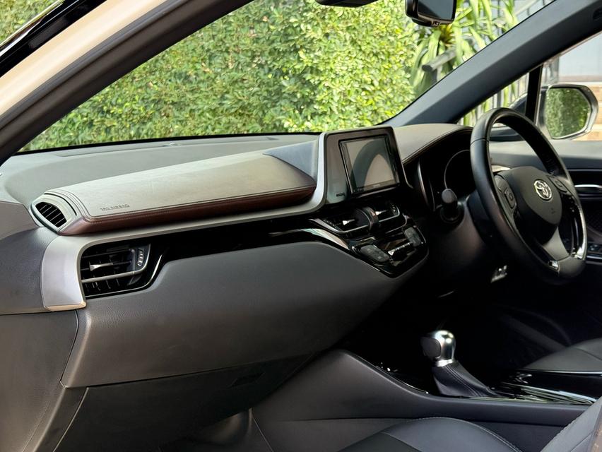 2021 TOYOTA CHR HV HI รถมือเดียวสภาพป้ายแดง รถวิ่งน้อยเพียง ( 78,000 กม ) รถไม่เคยมีอุบัติเหตุครับ 11