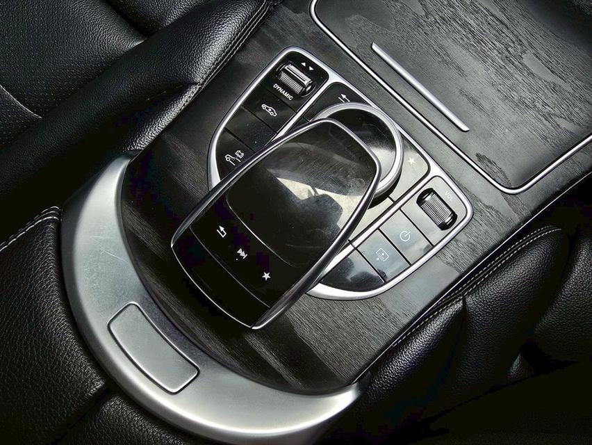 รหัสรถ WMT7504 BENZ C350e Avantgarde ปี 2017 รูปที่ 9