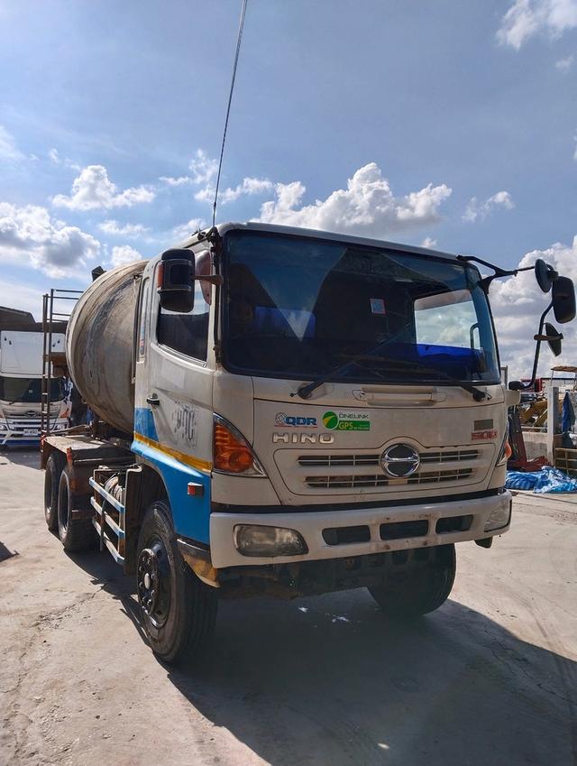 ขายรถโม่ผสมปูน HINO 500 FM ปี 2556 4