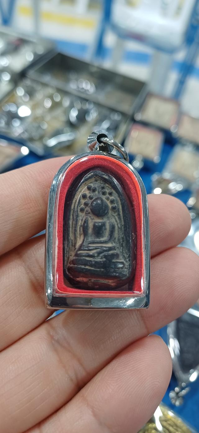 พระรอดลำพูนพิมพ์สองหน้ากรุเก่า