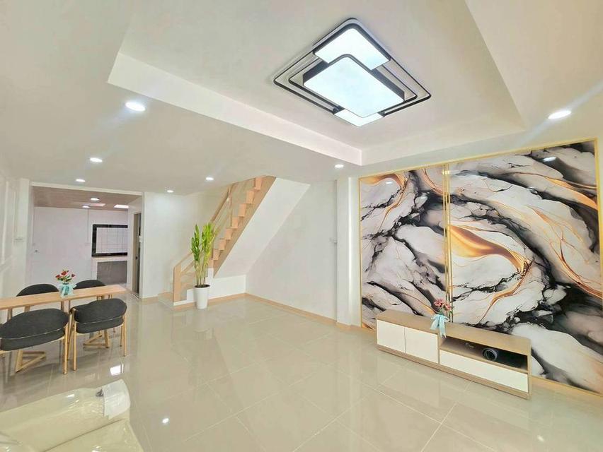 หมู่บ้านศรีประจักษ์4 8
