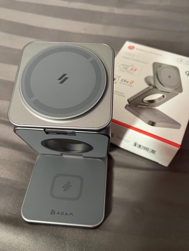 แท่นชาร์จไร้สาย Mag 3 Pro Qi2 3 in 1 ADAM ELEMENT