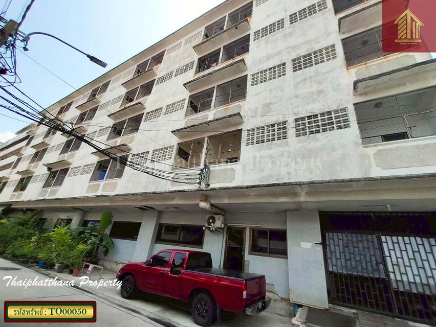 อพาร์ทเม้นท์ 5 ชั้น 72 ห้อง ใกล้รถไฟฟ้า MRT สถานีศรีด่าน 2