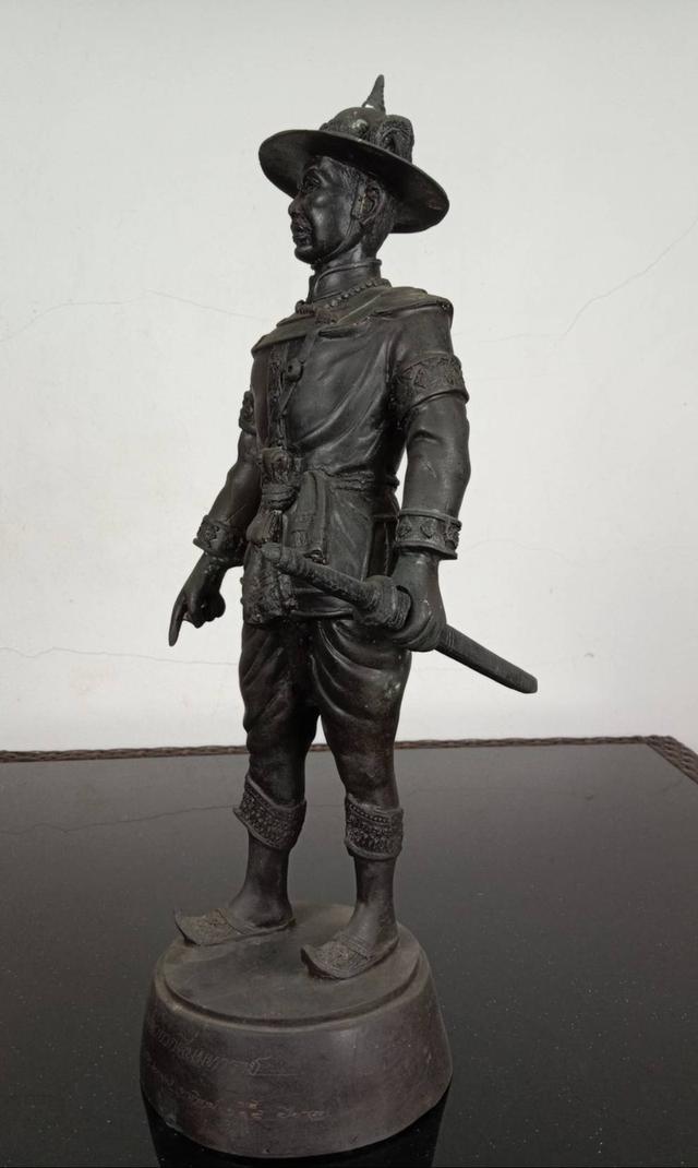 609.พระบรมรูปหล่อสมเด็จพระเจ้าตากสินมหาราช ทรงยืน 8