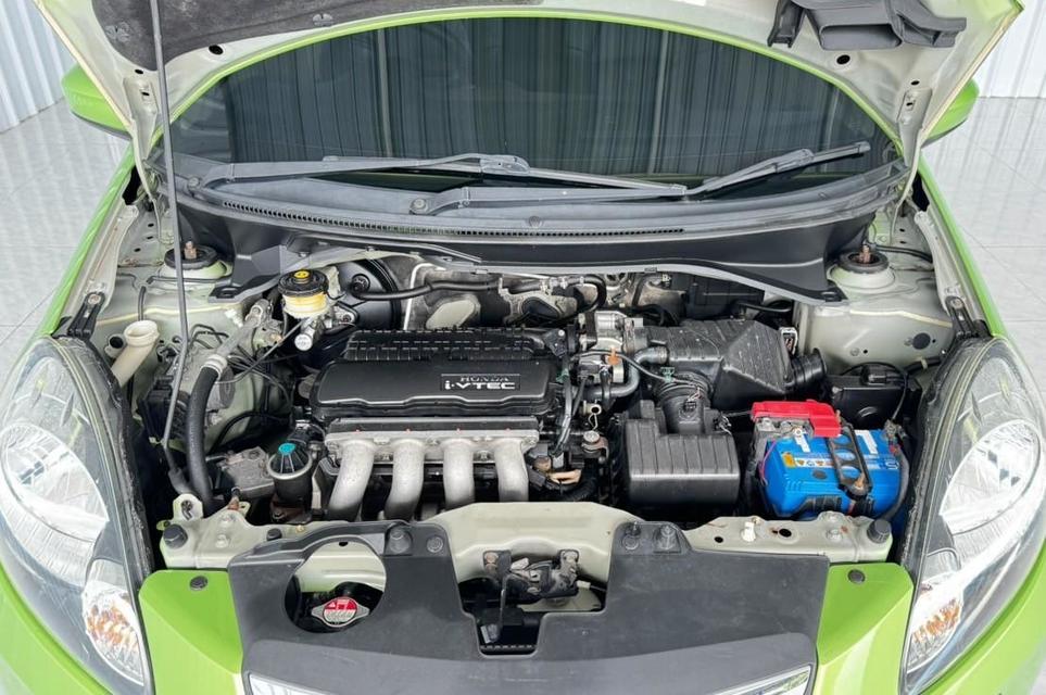 Honda Brio 1.2V เบนซิน เกียร์ออโต้ ปี2012 5