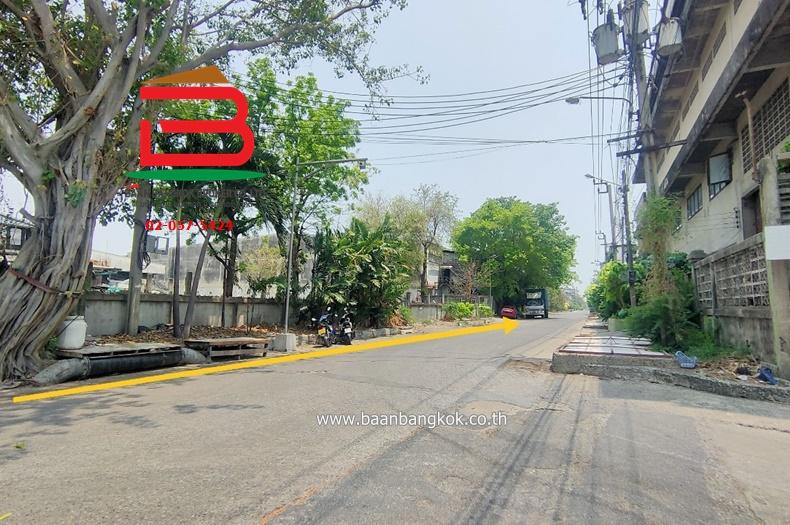 ที่ดินแปลงสวยพร้อมสิ่งปลูกสร้าง เนื้อที่ 2-3-33 ไร่ ซอยเทศบาลบางปู(โรงฟอกหนังกม.30) ถนนสุขุมวิท ต.ท้ายบ้าน อ.เมือง จ.สมุทรปราการ