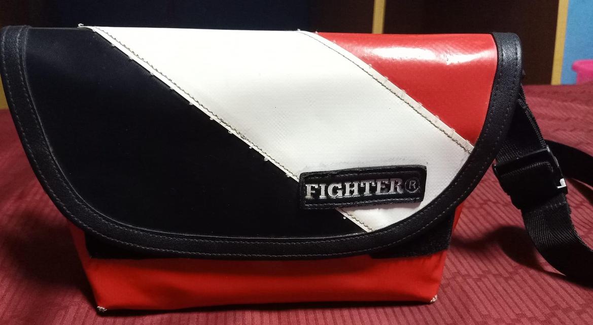 กระเป๋าแบรนด์ FIGHTER 1