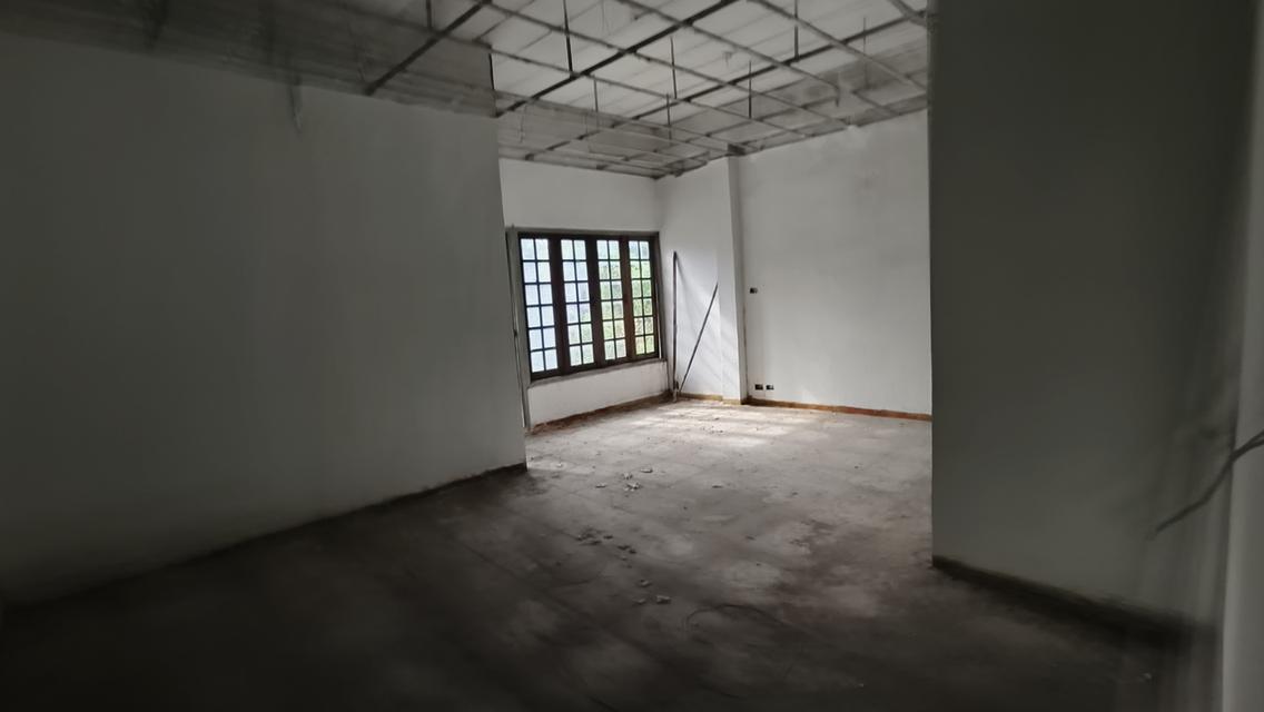 ขายถูกทาวน์โฮมใกล้สถานีรถไฟฟ้ามัยลาภ 11