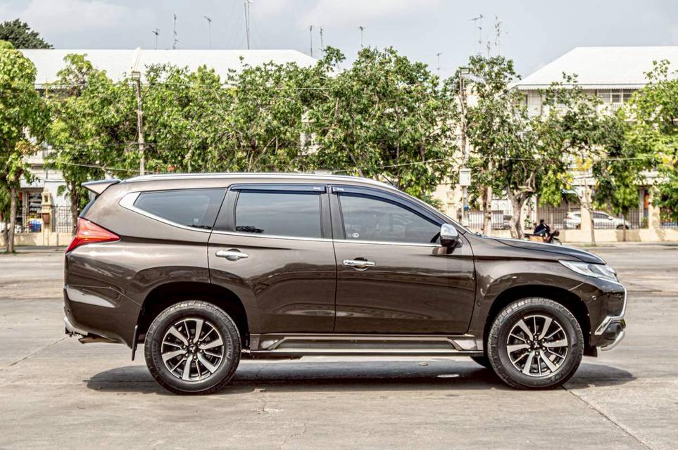 MITSUBISHI PAJERO Sport 2.4 GT(4WD) Premium ปี 2016 Auto สีน้ำตาล