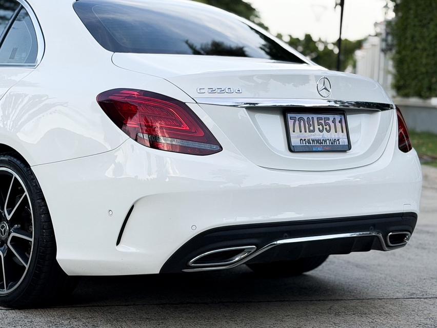 Benz C220d AMG Dynamic รุ่น Top ดีเซลล้วน W205 ปี 2022 หลังคาแก้ว ใช้งานน้อย 9 หมื่นโล รูปที่ 8