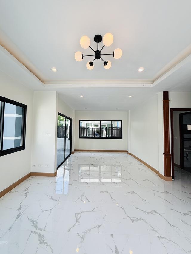 บ้านเดี่ยว 2 ชั้น หมู่บ้านธนทองสวีทเฮ้าส์ บ้านสวย รีโนเวทใหม่ทั้งหลัง สวย ใหม่ พร้อมเข้าอยู่ได้เลยทันที 7