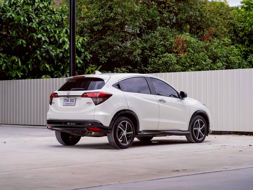 Honda HR-V 1.8RS ปี 2018 เจ้าของเดียว เล่มพร้อม กุญแจสำรองครบ 3