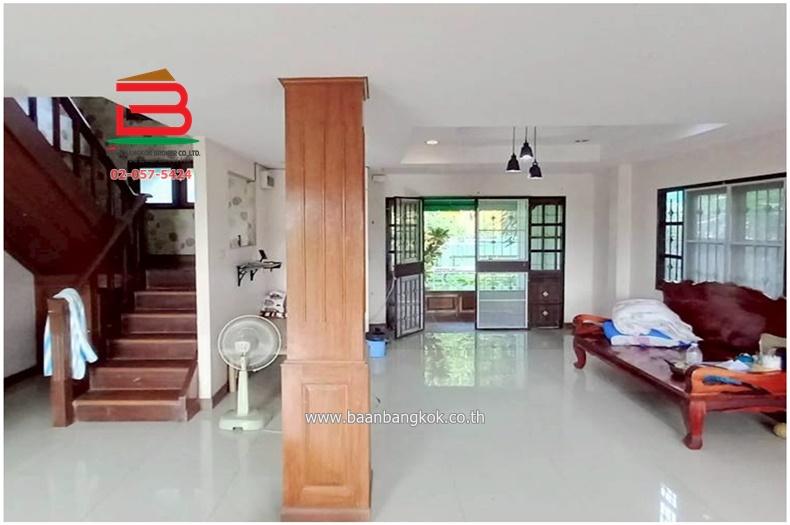 บ้านเดี่ยว หมู่บ้าน พนาสนธิ์การ์เด้นโฮม 2 เนื้อที่ 59 ตรว. ซอยเลียบวารี 79 ถนนสุวินทวงศ์-หนองจอก แขวงโคกแฝด เขตหนองจอก กรุงเทพมหานคร