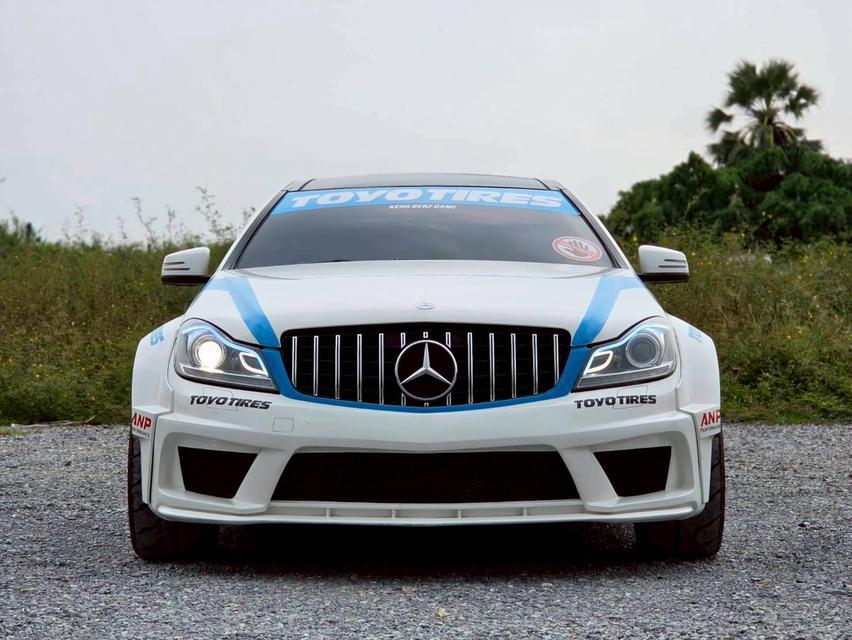 BENZ C180 CGI Coupe AMG (W204) 2011 คุ้มมากๆ แต่งมาหลายแสน 4
