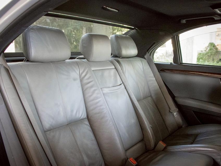  Mercedes-Benz S300 3.0 L 2008 12