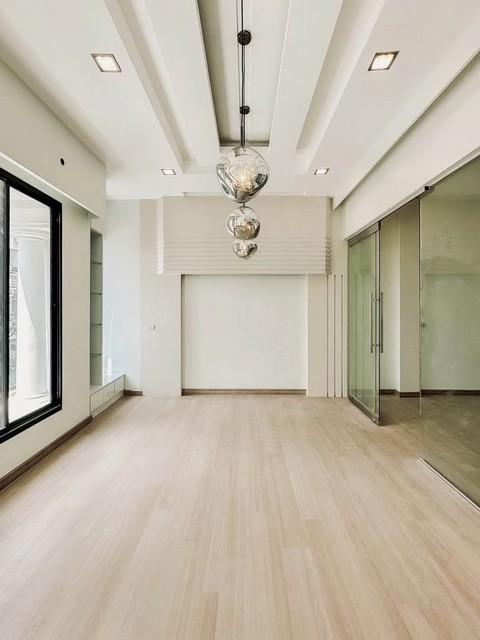 PP483 ขายโฮมออฟฟิศ ทาวน์โฮม 4 ชั้น โครงการ บ้านกลางเมือง ถ.พระราม 9-ลาดพร้าว ถนนประดิษฐ์มนูธรรม รีโนเวทใหม่ สวยพร้อมเข้าอยู่ 12