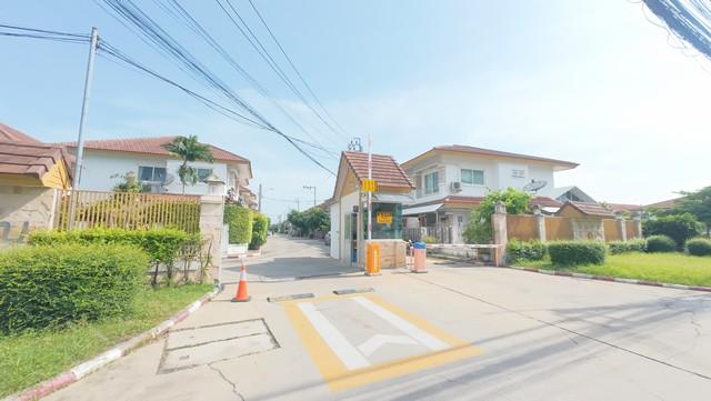 บ้านเดี่ยวหลังใหญ่ รุ่งอรุณวิลล์ เหมาะกับครอบครัวขนาดใหญ่ เงียบ สงบ ส่วนตัว 3