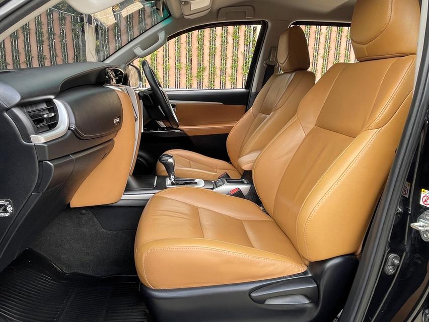 TOYOTA FORTUNER 2.8 V 4WD ปี 2016 เกียร์AUTO 4X4 สภาพนางฟ้า 10