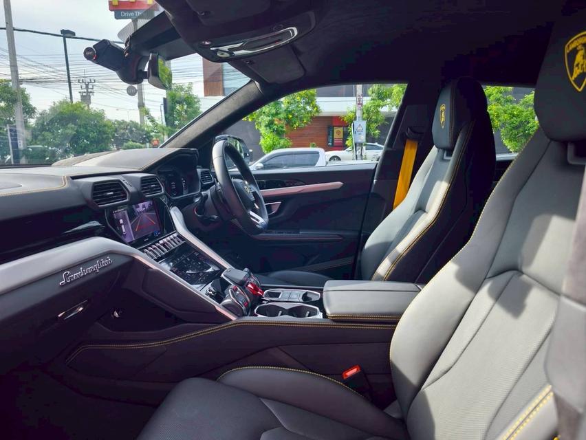 รหัสรถ KPV53 2024 Lamborghini Urus S 4.0 4WD Super car SUV 16