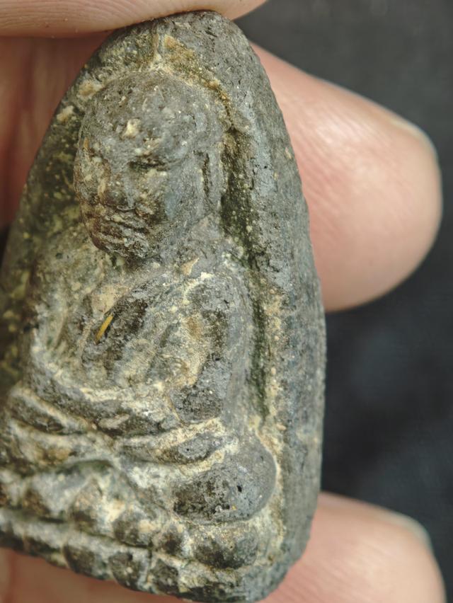 พระหลวงปู่ทวดเนื้อว่าน 3