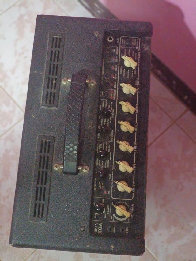 ตู้แอมป์กีต้าร์ รุ่น vox vt40+ รูปที่ 2