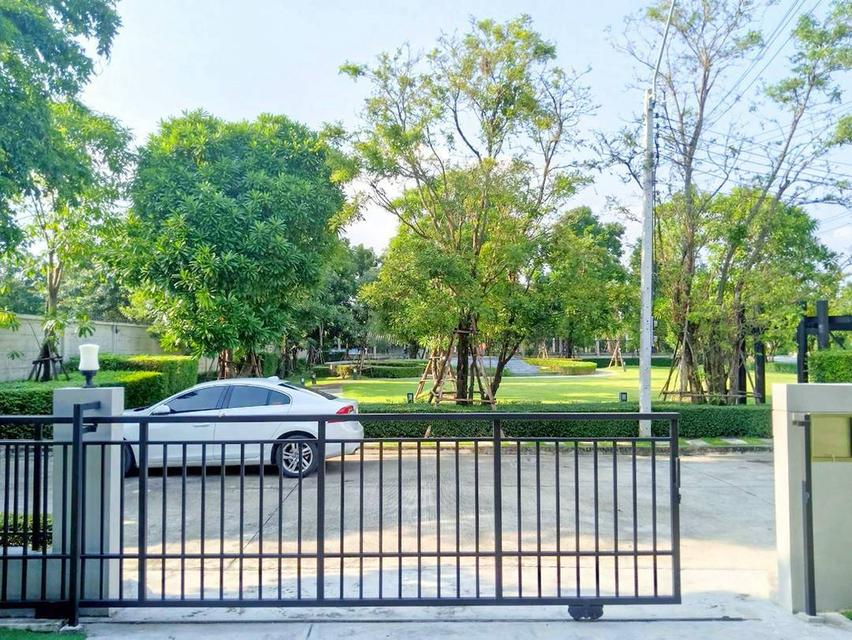 ให้เช่า บ้านเดี่ยว ไลฟ์ บางกอก บูเลอวาร์ด รามอินทรา 𝟔𝟓 บ้านแปลงสวย หน้าสวน พร้อมเข้าอยู่ ใกล้รถไฟฟ้าสายสีชมพู สถานีวัชรพล และคู้บอน 4