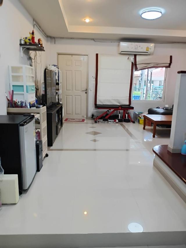 ขายทาวน์โฮม 3 ชั้น โครงการศุภาลัยวิลล์ เพชรเกษม 48 /ต่อเติมครัวพร้อมเครื่องดูดควัน /EV Charger วงจรที่ 2 /ใกล้รถไฟฟ้าสายสีน้ำเงิน 3