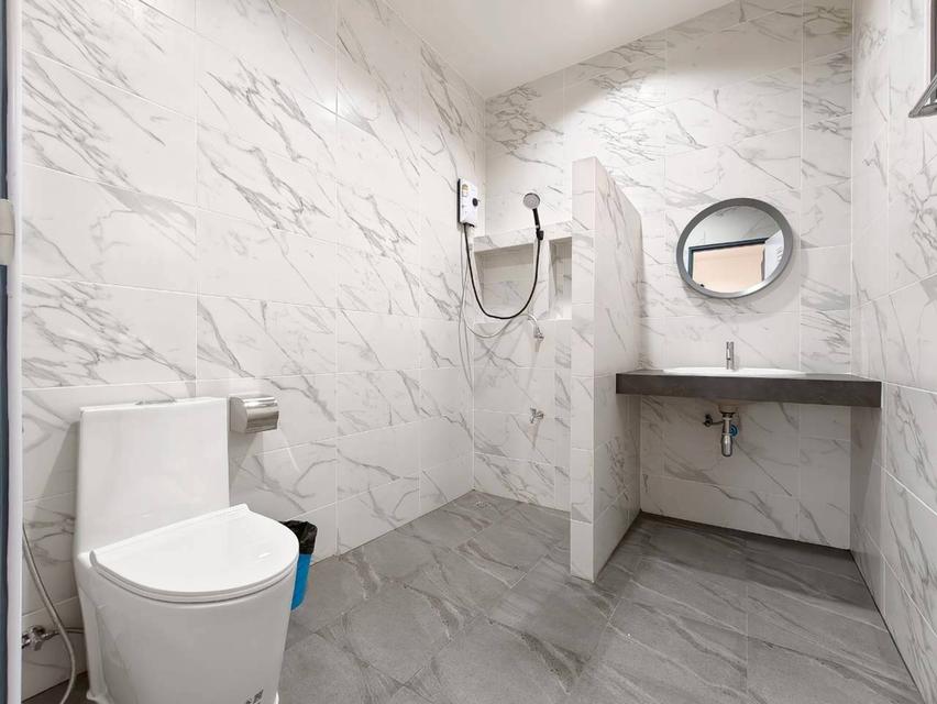 🏡 บ้านเดี่ยวหลังใหญ่ 304 ตร.ม. ทำเลรวมโชค ใกล้ รร.ต้นกล้า เพียง 1.5 กม. Spacious 4-Bedroom House - 304 sq.m., 3 mins to Tonkla School & Ruamchok 6