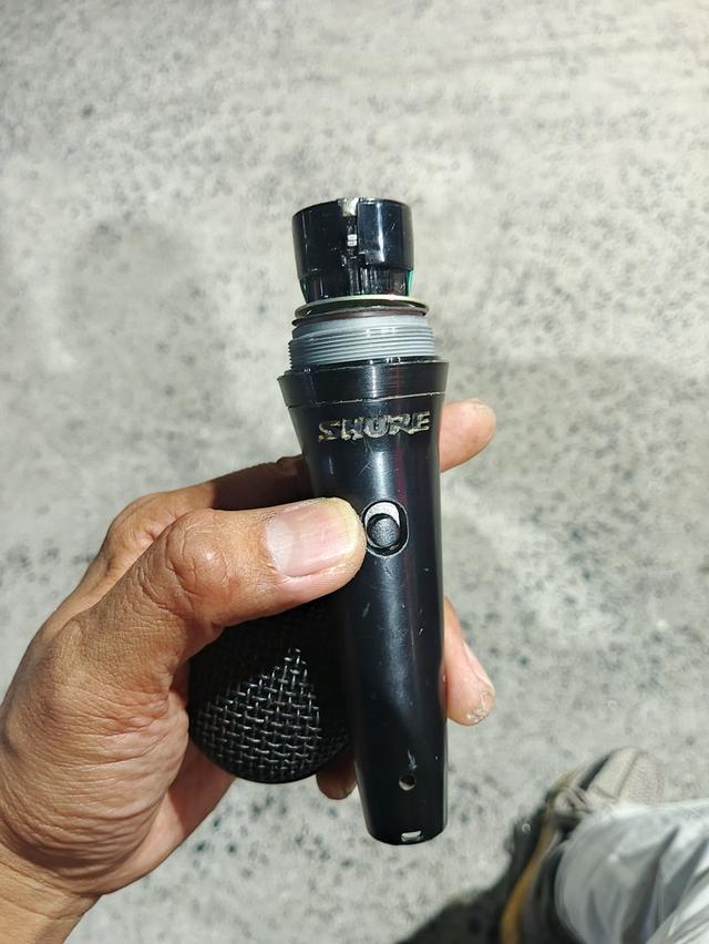 ไมโครโฟน Shure PGA58 สภาพใช้งานทุกวัน ส่งต่อ บาทนัดรับศรีนครินทร์ไม่รวมค่าส่งลดสุดๆแล้ว ส่งไรเดอร์ออกเองครับ รูปที่ 3