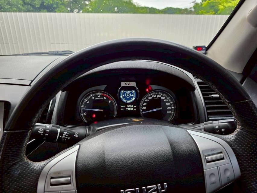 Isuzu MU-X 3.0The Onyx ปี20 7