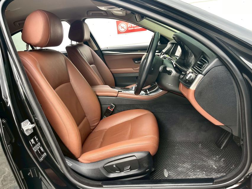 BMW 520d ปี16 12