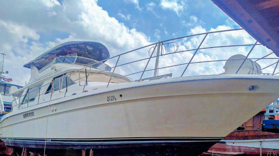 Sea Ray Sedan Bridge 550 for Sale