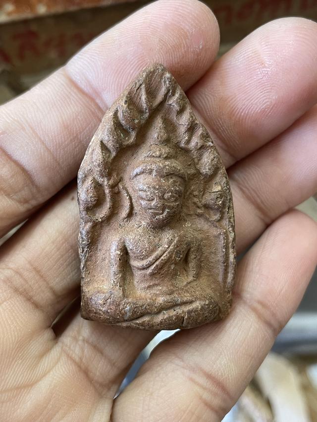 พระขุนแผนคู่ตัดเดี่ยว พิมพ์เศียรโต กรุวัดบ้านกร่าง สุพรรณบุรี