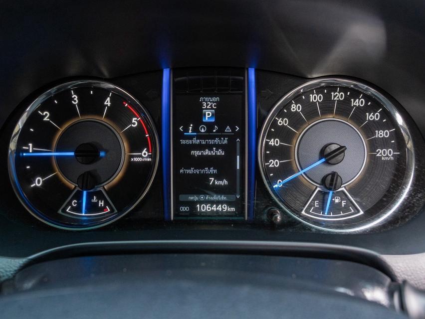 ✨ TOYOTA FORTUNER 2.4 V 2WD AT ปี 2017 ตัว V Top ขับ 2 รูปที่ 8