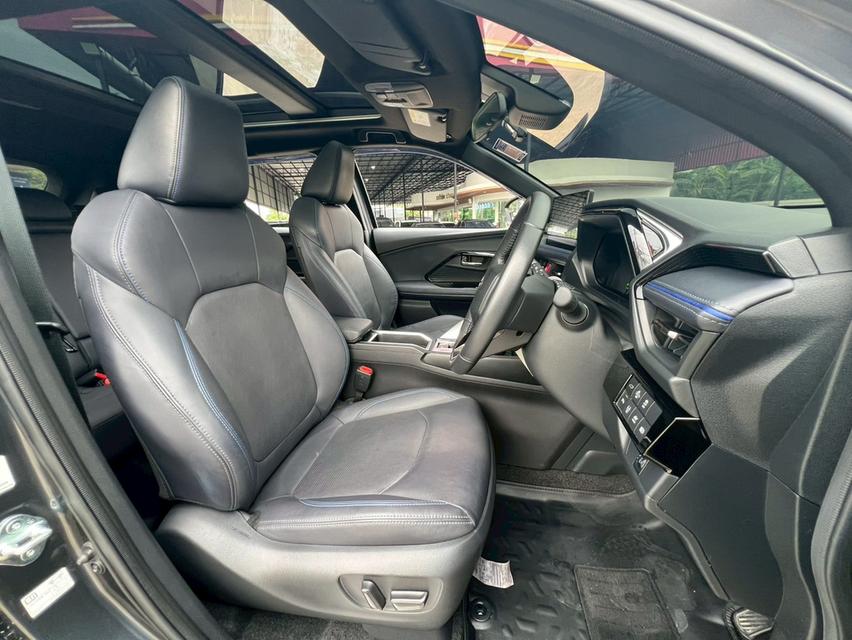 TOYOTA YARIS CROSS 1.5 HEV PREMIUM LUXURY ปี 2023 8
